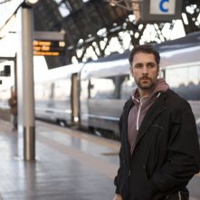 Raoul Bova in una sequenza del film Sbirri