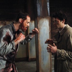 Christopher Heyerdahl e Misha Collins nell'episodio On the Head of a Pin di Supernatural