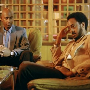 Aaron Arefe in una scena del film Teza