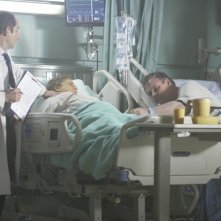 Peter Jacobson in una scena di Simple Explanation da Dr. House: Medical Division