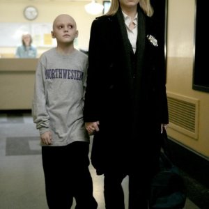 Spencer List ed Anna Torv nell'episodio Inner Child di Fringe