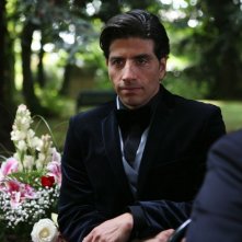 Claudio Castrogiovanni in una scena della serie tv Squadra Antimafia - Palermo oggi