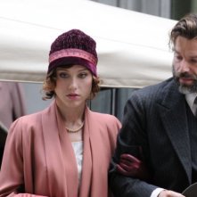 Gabriella Pession e Johannes Brandrup in una sequenza del film tv Lo smemorato di Collegno