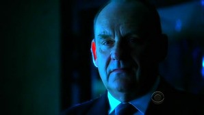 Paul Guilfoyle in una scena dell'episodio 'Turn, Turn, Turn' della nona stagione di CSI - Las Vegas