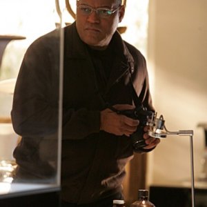 Laurence Fishburne nel ruolo di Langston nell'episodio 'Kill me if you can' della serie televisiva CSI: Crime Scene Investigation