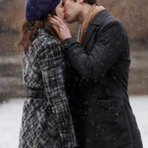 Leighton Meester e Chace Crawford riaccendono il loro amore nell'episodio 'Remains of the J' della serie tv Gossip Girl