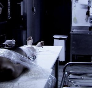 Nel macello del market: Adam il macellaio, Nicole e David (interpretati da Ottaviano Blitch, Elisa Sensi e Marco Martini)