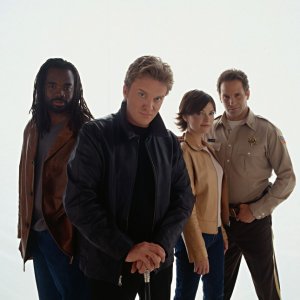 Chris Bruno insieme al resto del cast di Dead Zone