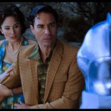 Jody Thompson e Eric McCormack in una scena del film Alien Trespass
