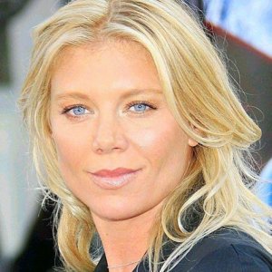 Lo splendido sguardo di Peta Wilson