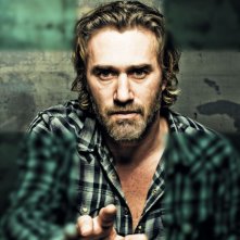 Uno splendido ritratto di Roy Dupuis