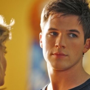 Matt Lanter nell'episodio Life's a Drag di 90210