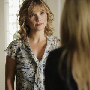 Teryl Rothery in una scena dell'episodio 'Grounded' della seconda stagione della serie televisiva Kyle XY