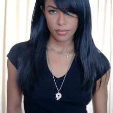 Una splendida immagine della cantante Aaliyah