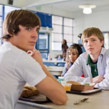 Zac Efron e Sterling Knight in una scena del film 17 Again - Ritorno al Liceo