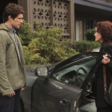 Ally Sheedy insieme a  Matt Dallas nell'episodio 'Hello...' della serie tv Kyle XY