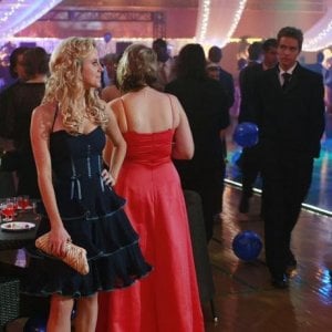 Chris Olivero raggiunge la bella Chelan Simmons nel finale della seconda stagione di Kyle XY: I've Had the Time of my Life