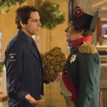 Ben Stiller alle prese con l'imperatore Napoleone in Una notte al museo 2: la fuga