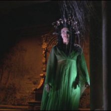 Prudence Hyman è la gorgone nel film Lo sguardo che uccide