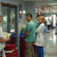 Alex Kingston E Noah Wyle In Una Scena Di E R Medici In Prima Linea 111765