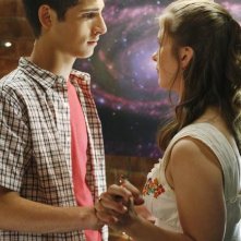 Jean-Luc Bilodeau con Magda Apanowicz in una scena dell'episodio Guess Who's Coming to Dinner, della serie tv Kyle XY