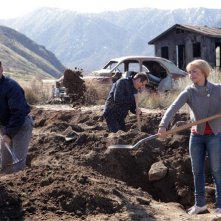 Adrian Pasdar, Hayden Panettiere e Jack Coleman in una scena di 1961 dalla terza stagione di Heroes