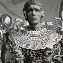 Christopher Lee in una sequenza de La mummia