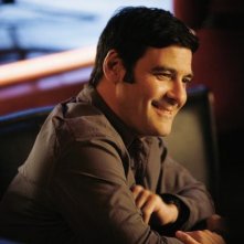 Mather Zickel in una scena dell'episodio Left Of the Dial di Cupid