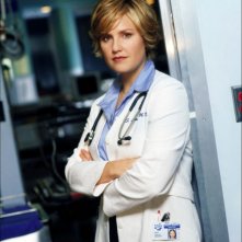 Sherry Stringfield in una immagine promo di ER