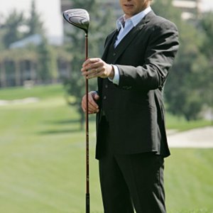 Simon Baker in una scena dell'episodio Red Sauce di The Mentalist