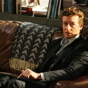 Simon Baker in una scena dell'episodio Russet Potatoes della serie The Mentalist