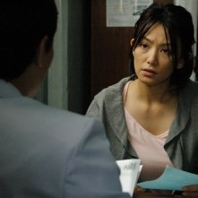 una scena del dramma Chants Of Lotus di Nia Di Nata