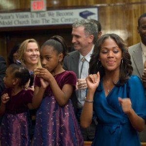 Will Patton e Nicole Beharie in una scena del film American Violet