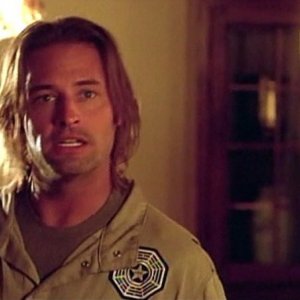 Josh Holloway in una scena dell'episodio Some Like It Hoth di Lost