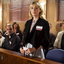 Beth Riesgraf In Un Momento Dell Episodio The Juror 6 Job Della Prima Stagione Di Leverage 112655