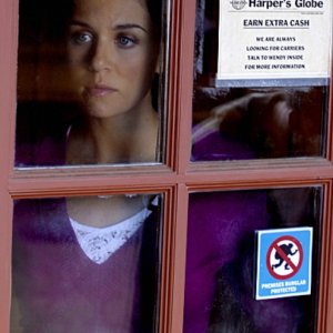 Melanie Merkosky in una scena dell'episodio Crackle della serie Harper's Island