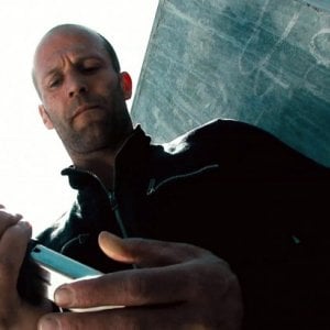 Jason Statham in una scena di Crank 2: High Voltage