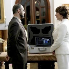 Kathleen Quinlan in una scena dell'episodio Vs. di Prison Break