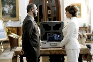 Kathleen Quinlan in una scena dell'episodio Vs. di Prison Break