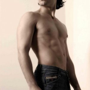 Una immagine sexy di Gianluca Testa