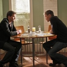 Austin Nichols e Chad Michael Murray in una scena dell'episodio We Change, We Wait di One Tree Hill