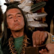 Graham Greene è Kicking Bird in Balla coi lupi