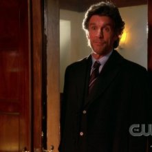 John Glover nell'episodio 'La fondazione Isis' della settima stagione di Smallville