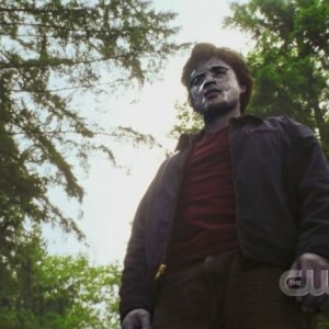 Tom Welling in una scena dell'episodio 'Il sole giallo' della settima stagione di Smallville