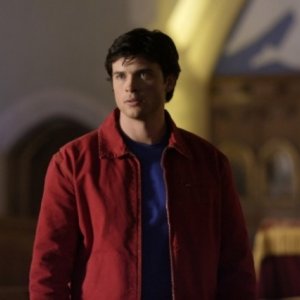 Tom Welling in una scena dell'episodio ' Quest ' della settima stagione di Smallville