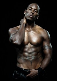 Tyrese Gibson a torso nudo