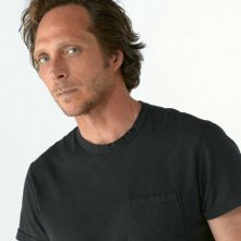 William Fichtner in una immagine promo della terza stagione di Prison Break