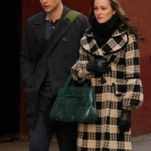 Chace Crawford e Leighton Meester in una scena dell'episodio Southern Gentlemen Prefer Blondes di Gossip Girl