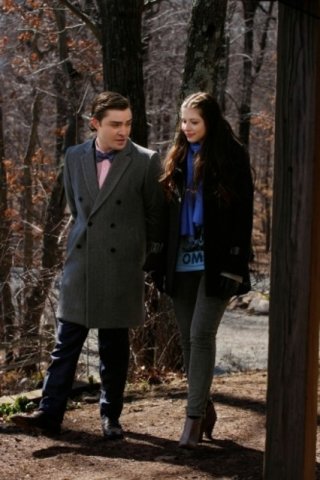 Ed Westwick e Michelle Trachtenberg nell'episodio Southern Gentlemen Prefer Blondes di Gossip Girl
