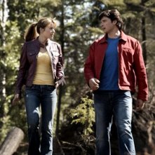 Lois e Clark nell'episodio La ragazza di Krypton di Smallville